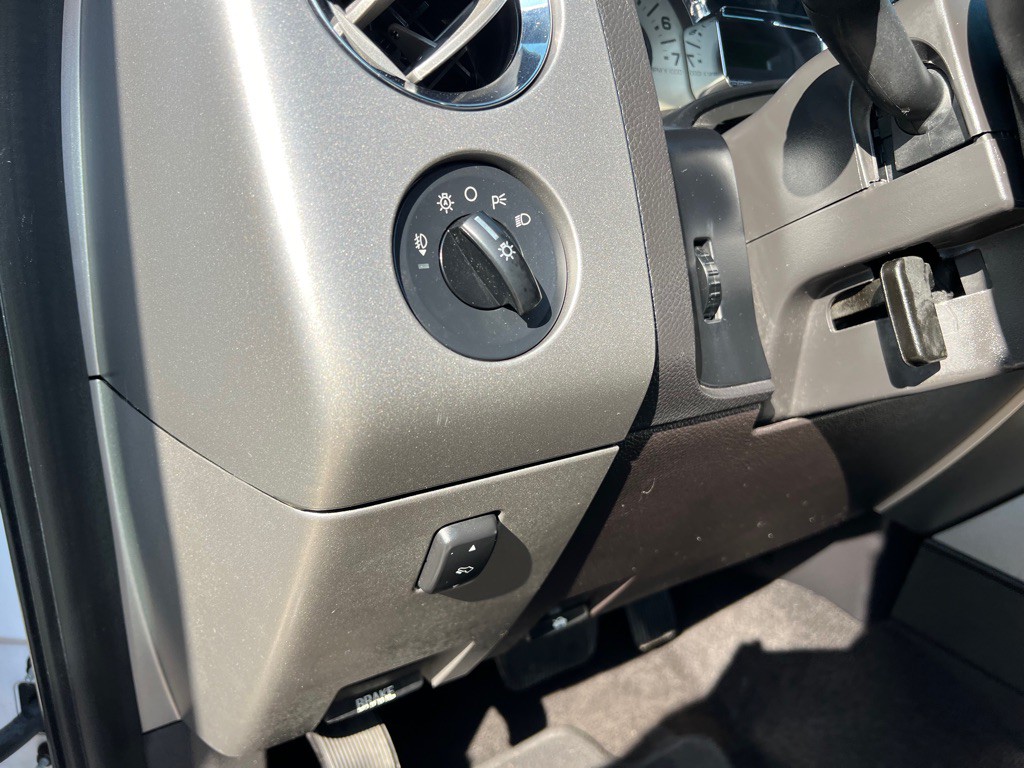 2013 Ford Expedition Image 25
