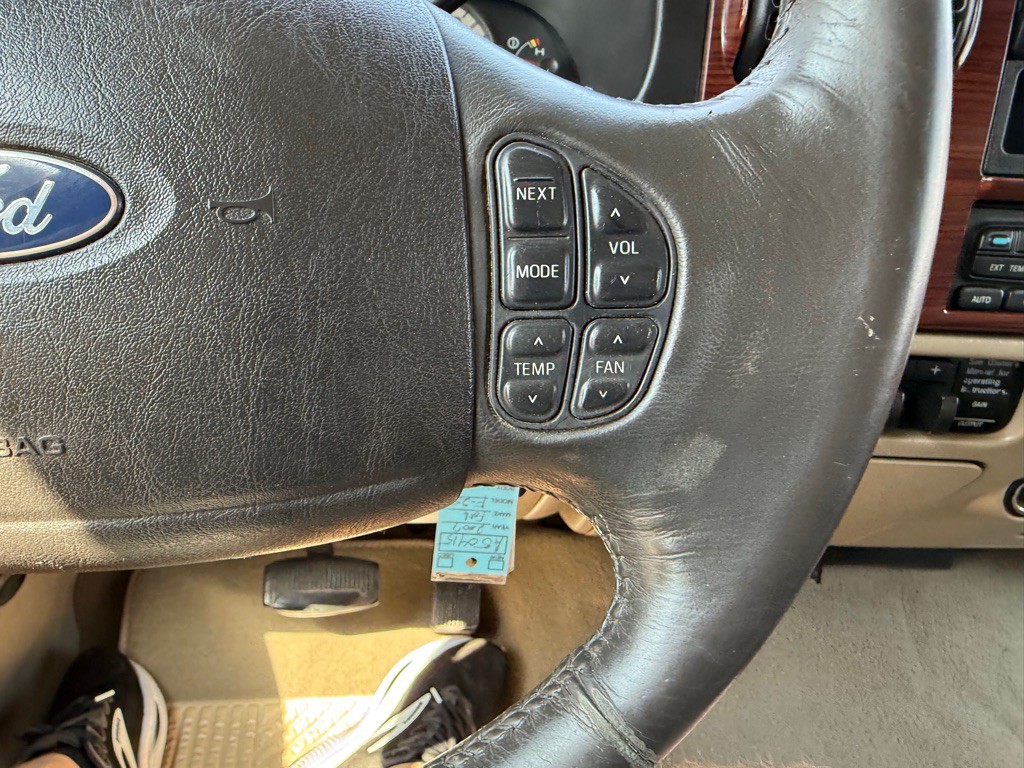 2007 Ford F-250 Image 28