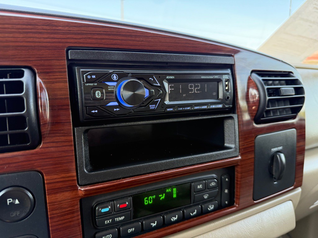 2007 Ford F-250 Image 31