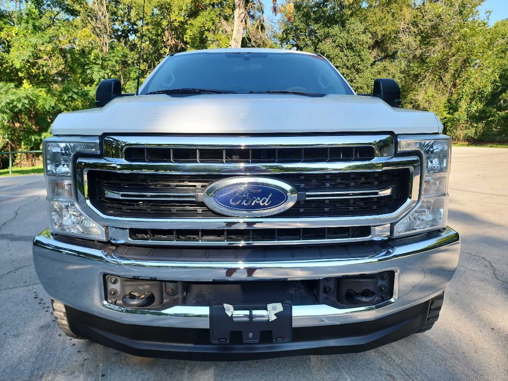 2022 Ford F-250 Image 2