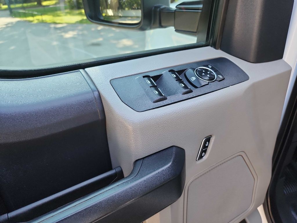 2022 Ford F-250 Image 18