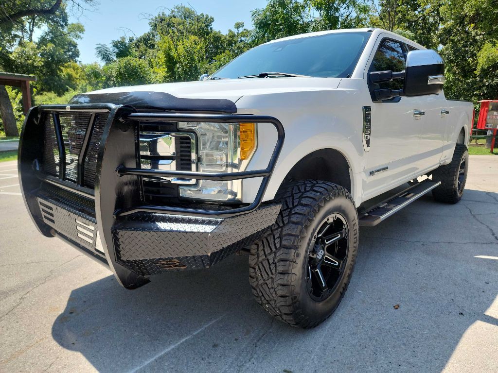2017 Ford F-250 Image 3