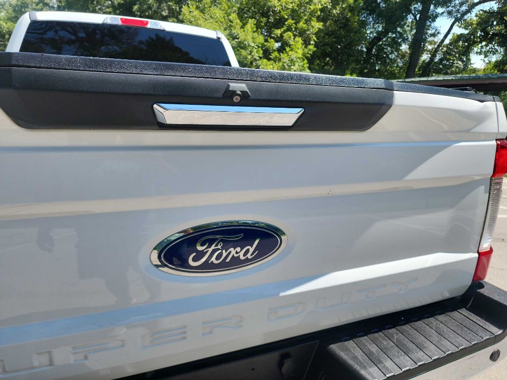 2017 Ford F-250 Image 10