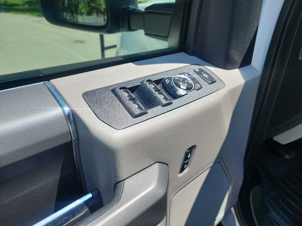 2017 Ford F-250 Image 17