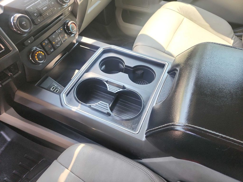 2017 Ford F-250 Image 32