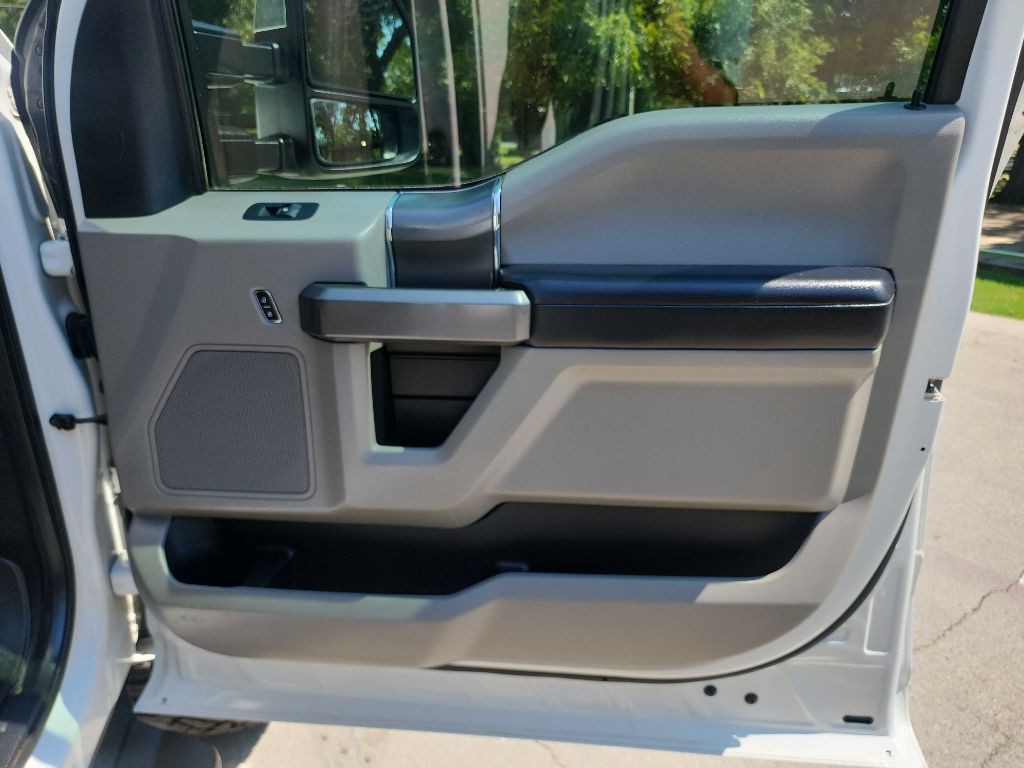2017 Ford F-250 Image 39
