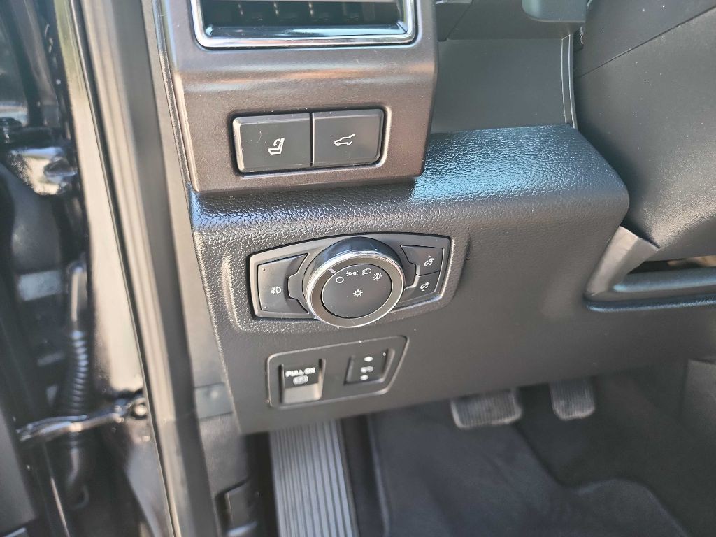 2020 Ford Expedition Image 18