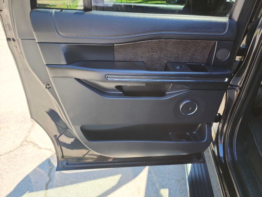 2020 Ford Expedition Image 32