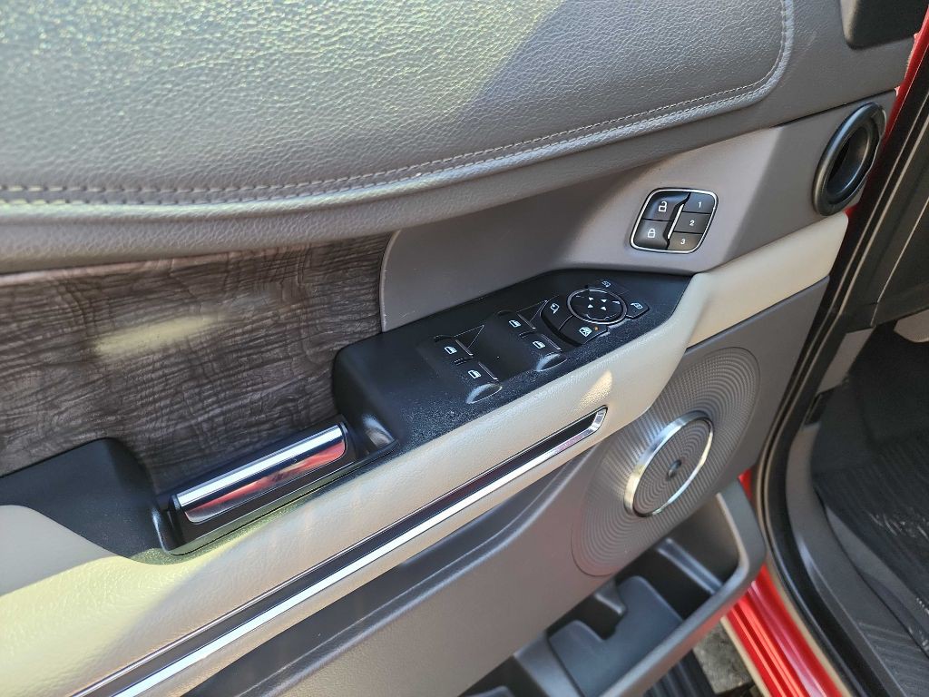 2019 Ford Expedition Image 15