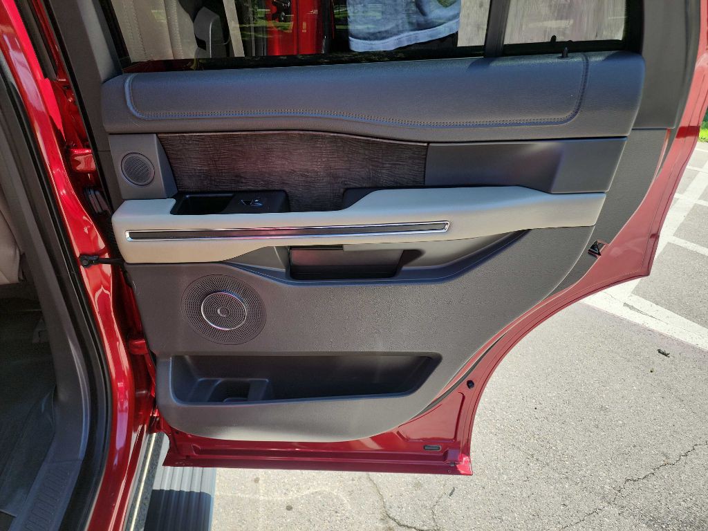 2019 Ford Expedition Image 38