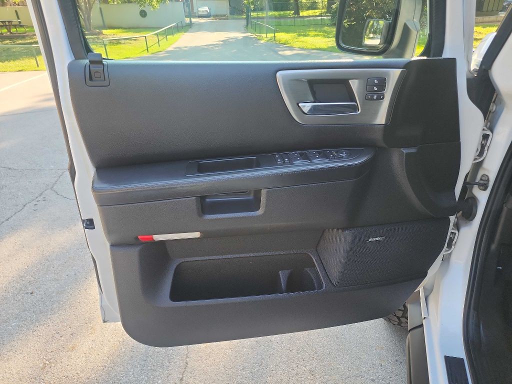 2008 HUMMER H2 Image 17