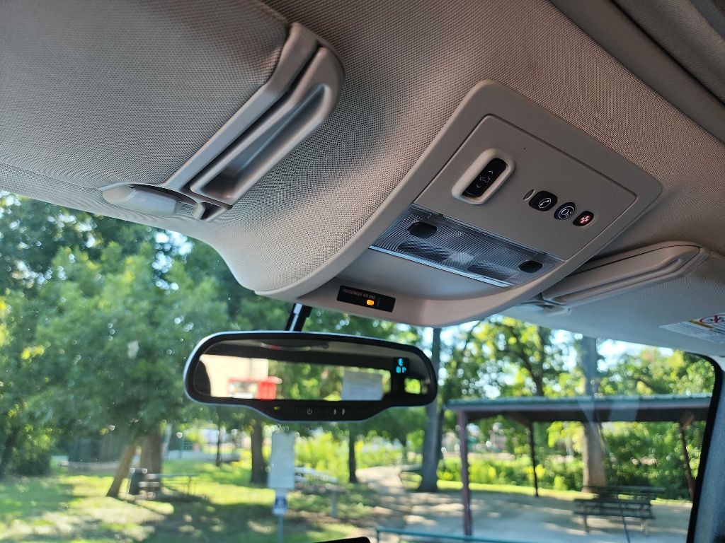 2008 HUMMER H2 Image 25