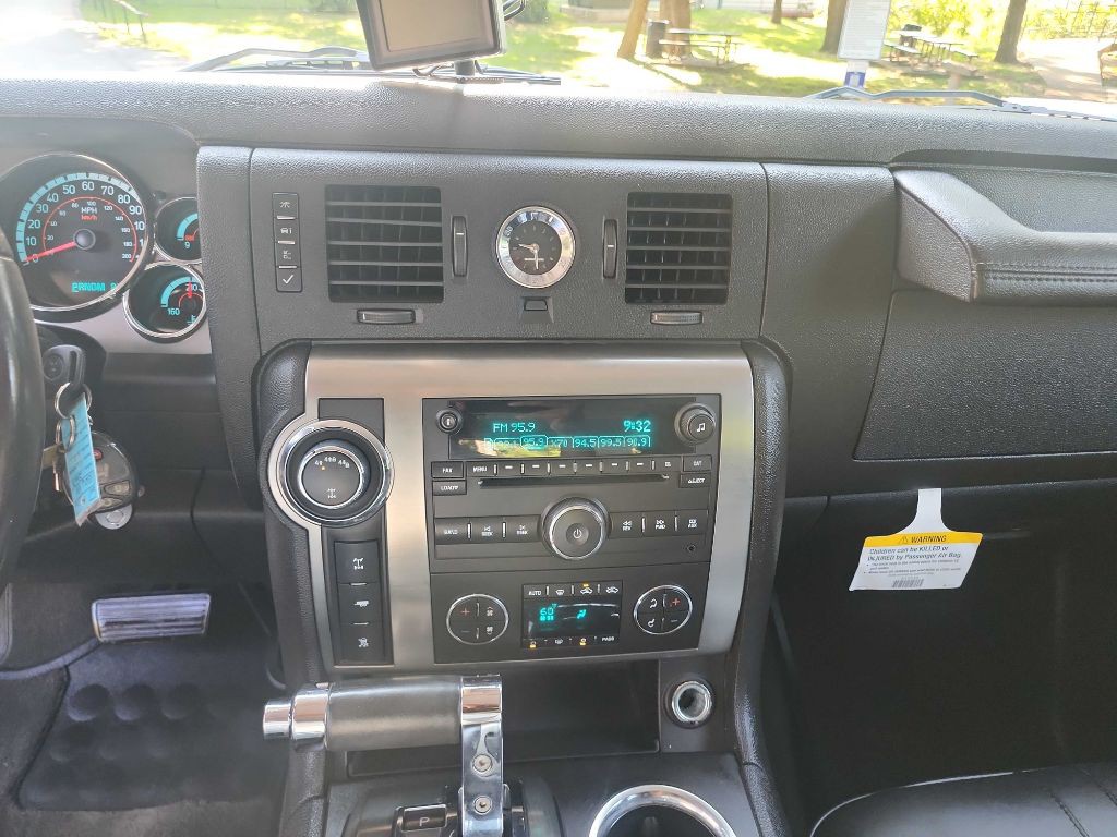 2008 HUMMER H2 Image 27
