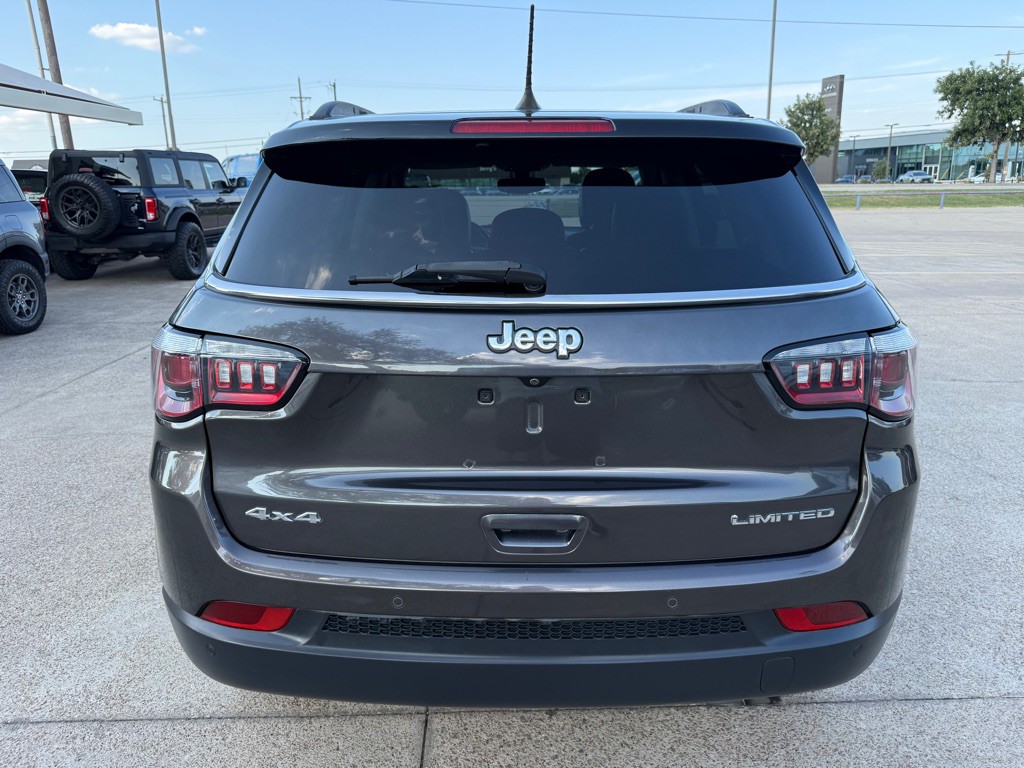 2018 Jeep Compass Image 6