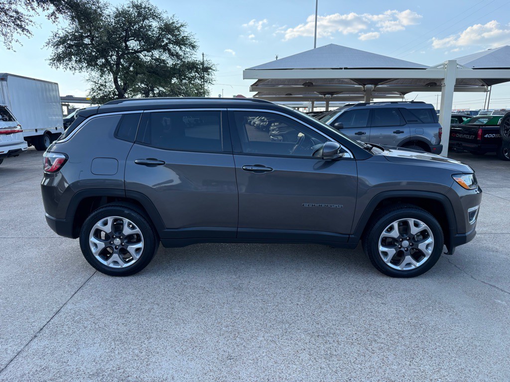 2018 Jeep Compass Image 8
