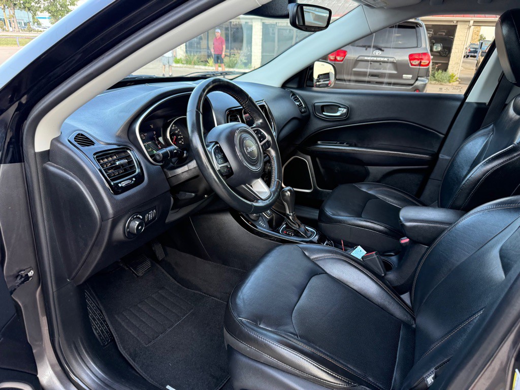 2018 Jeep Compass Image 14