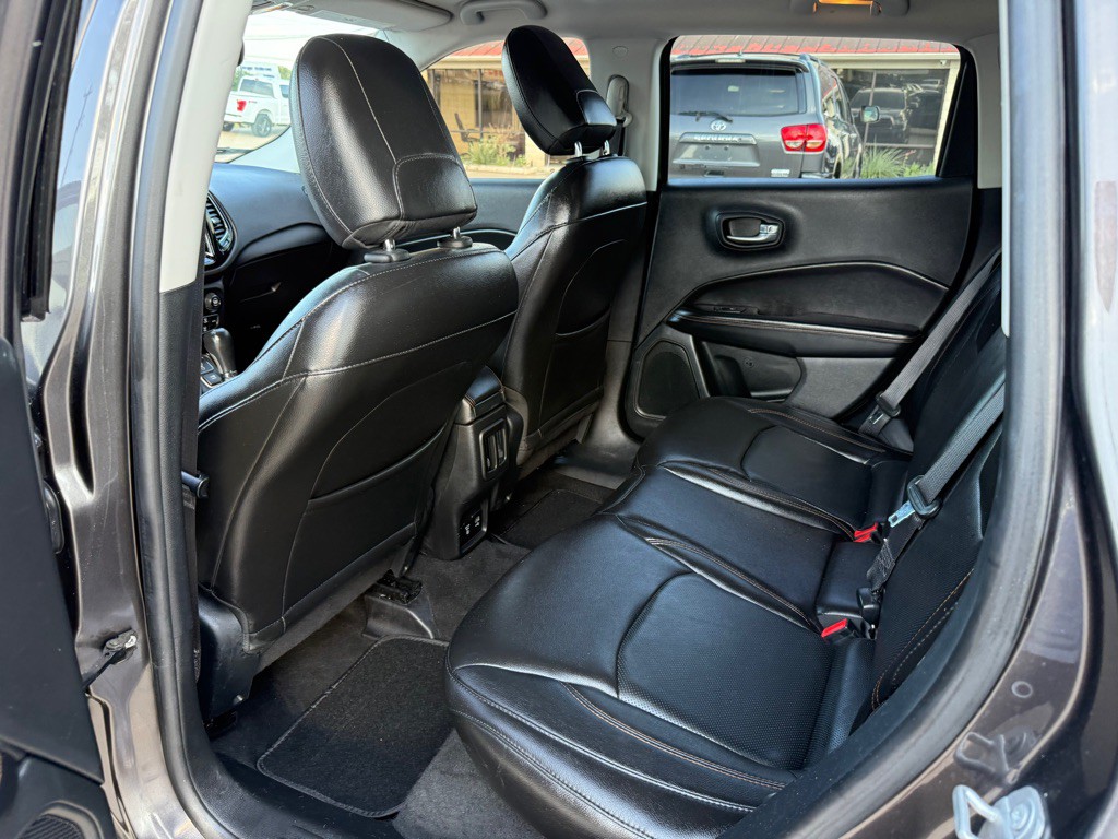 2018 Jeep Compass Image 15