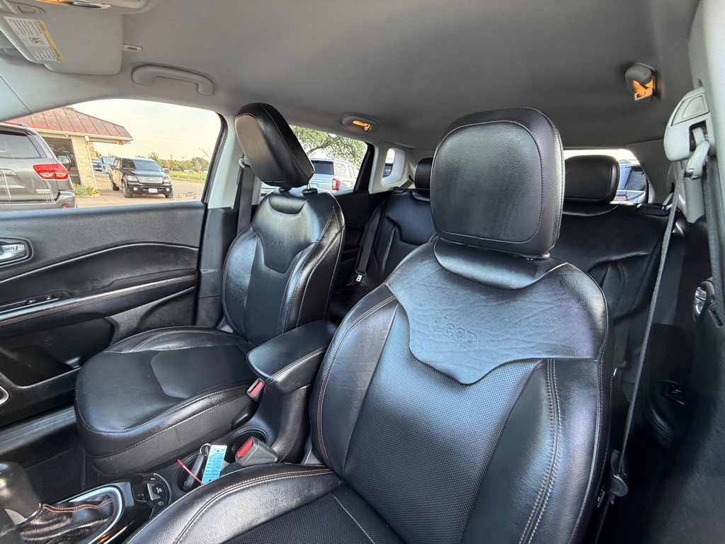 2018 Jeep Compass Image 18