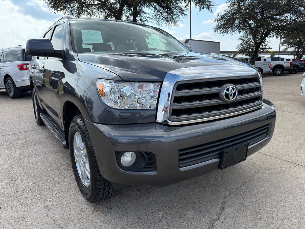 2012 Toyota Sequoia Image 1