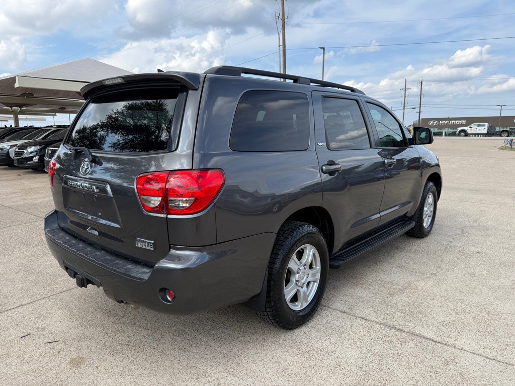 2012 Toyota Sequoia Image 7