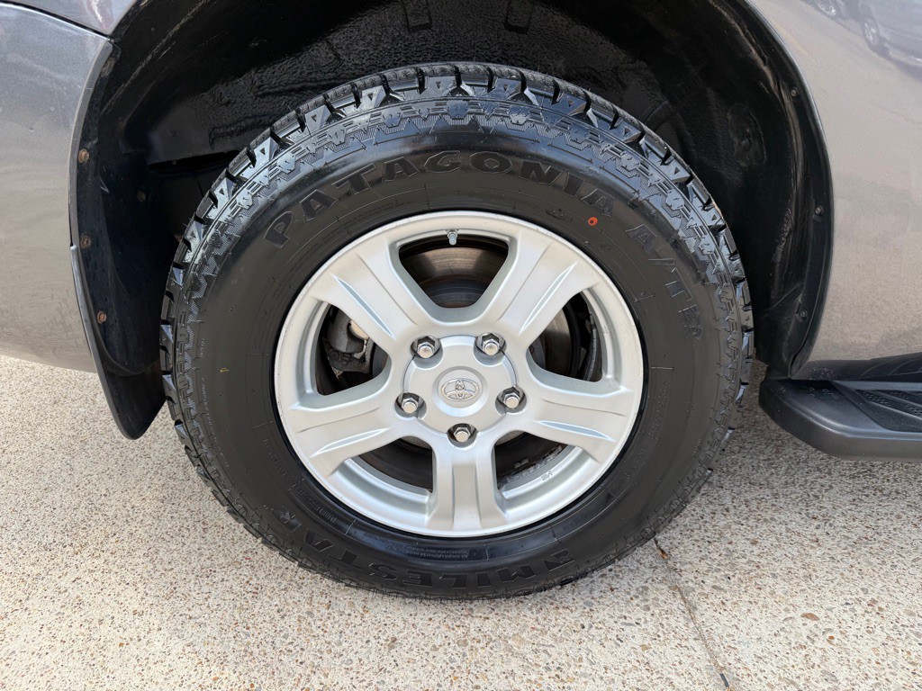 2012 Toyota Sequoia Image 13