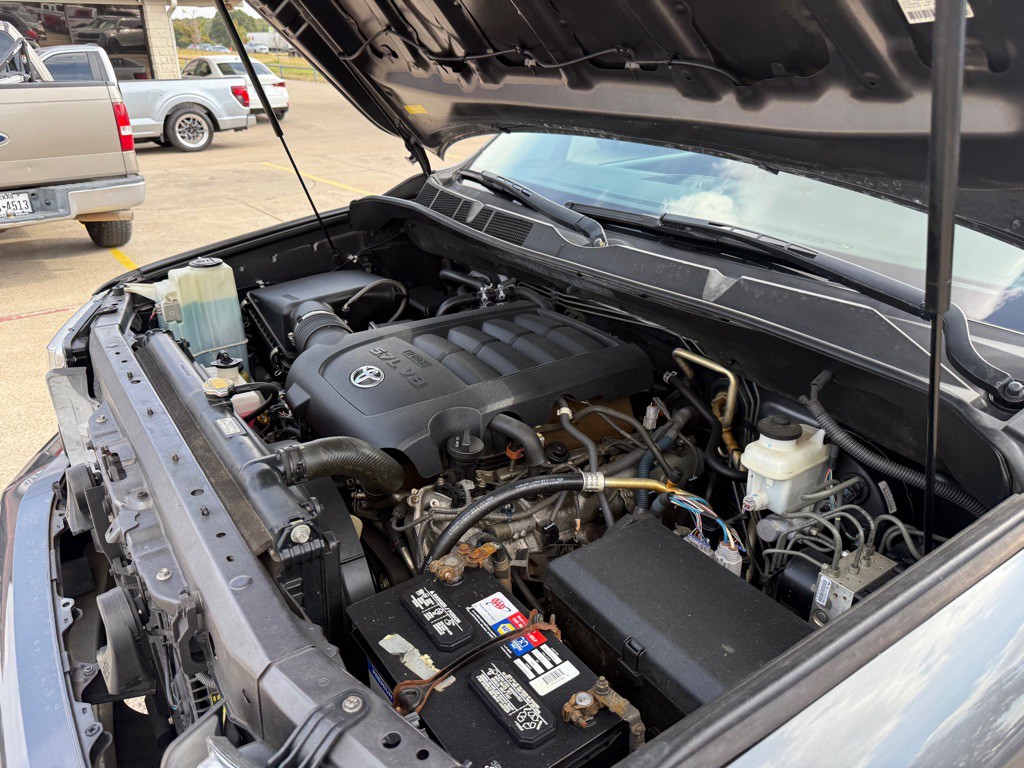 2012 Toyota Sequoia Image 41