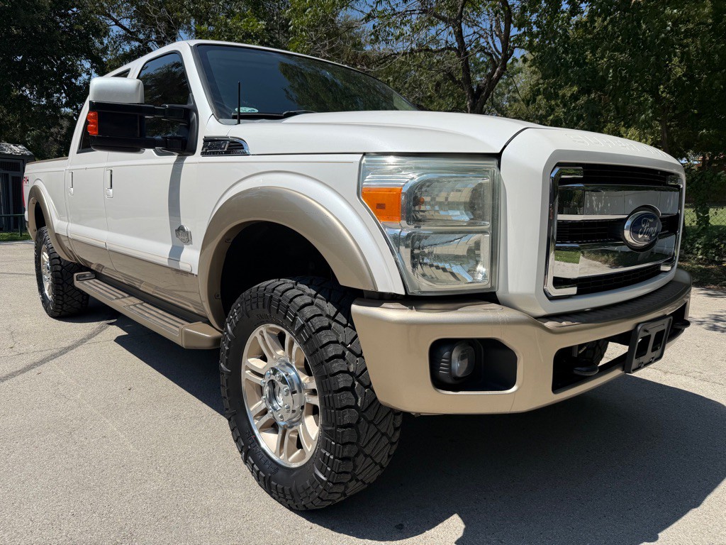 2011 Ford F-350 Image 1