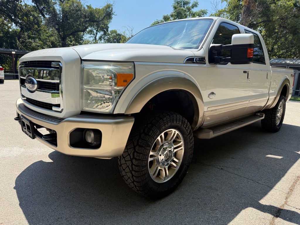 2011 Ford F-350 Image 6