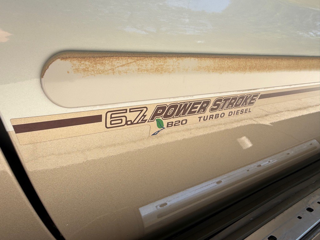 2011 Ford F-350 Image 10