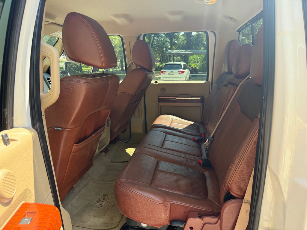 2011 Ford F-350 Image 41