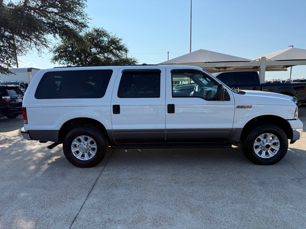 2005 Ford Excursion Image 8