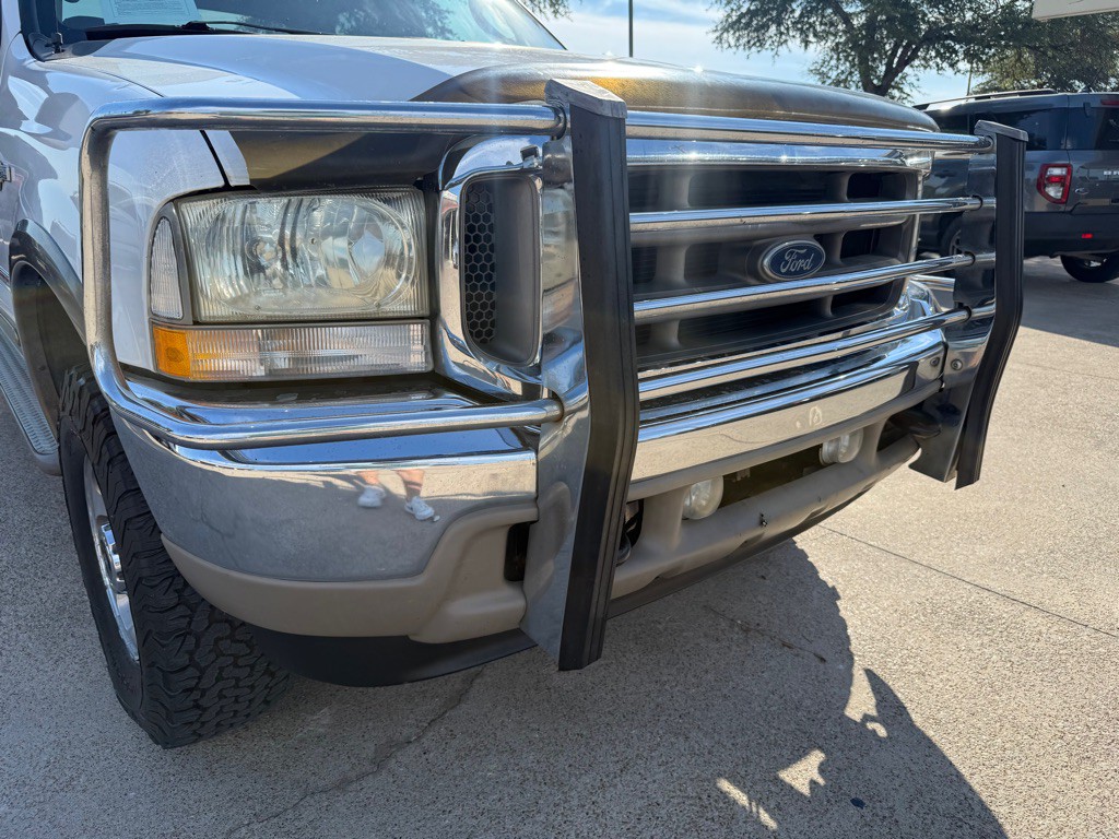 2003 Ford F-250 Image 11
