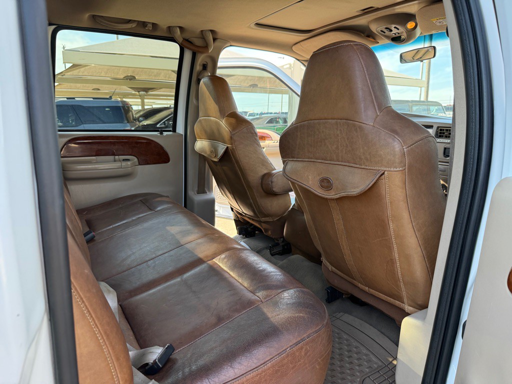 2003 Ford F-250 Image 18