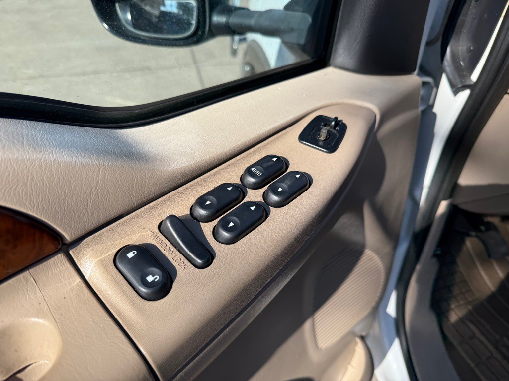 2003 Ford F-250 Image 22
