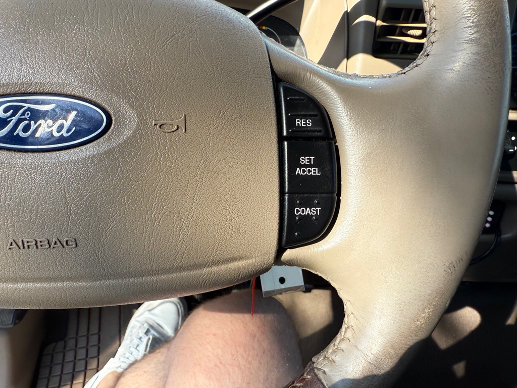 2003 Ford F-250 Image 29