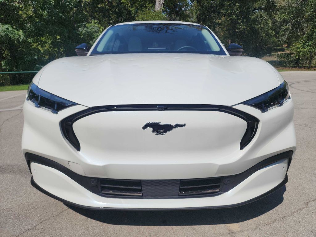 2025 Ford Mustang Image 2