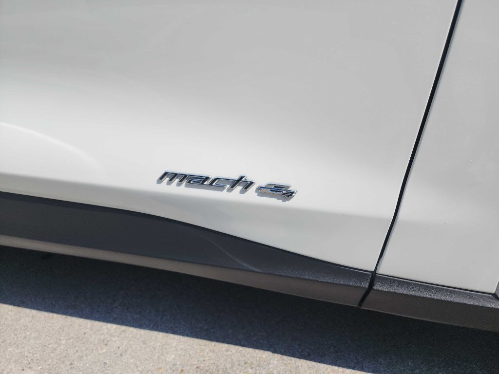 2025 Ford Mustang Image 12