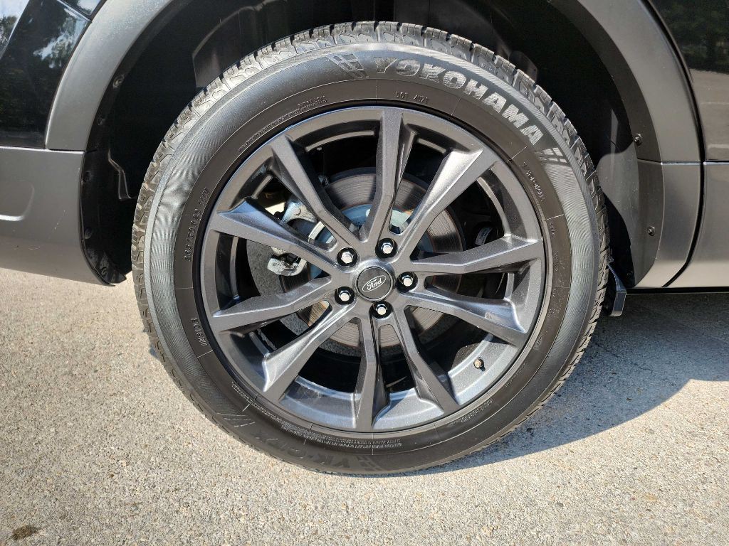 2018 Ford Explorer Image 12