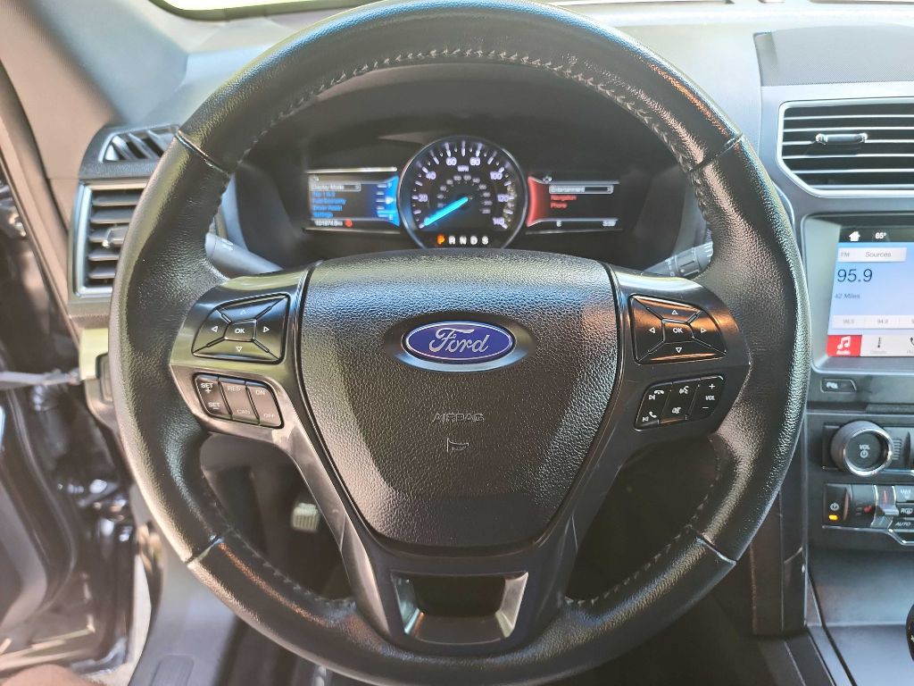 2018 Ford Explorer Image 19
