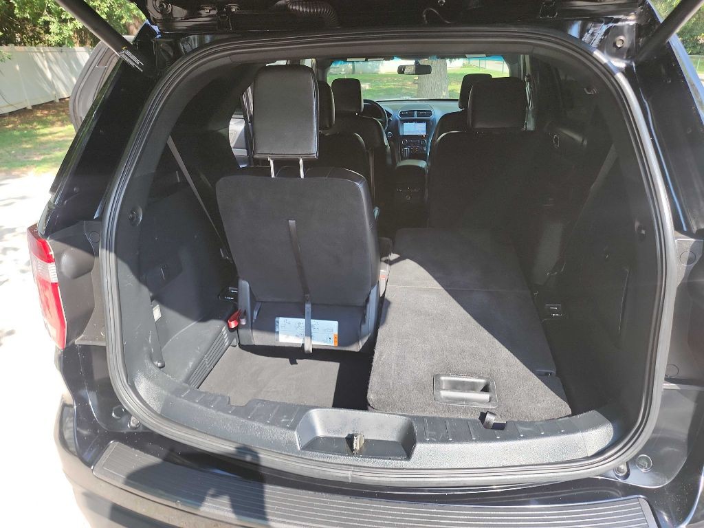 2018 Ford Explorer Image 34