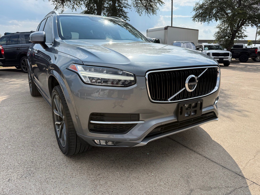 2018 Volvo XC90 Image 1