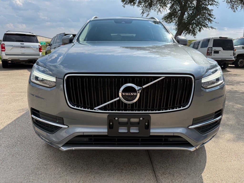 2018 Volvo XC90 Image 2
