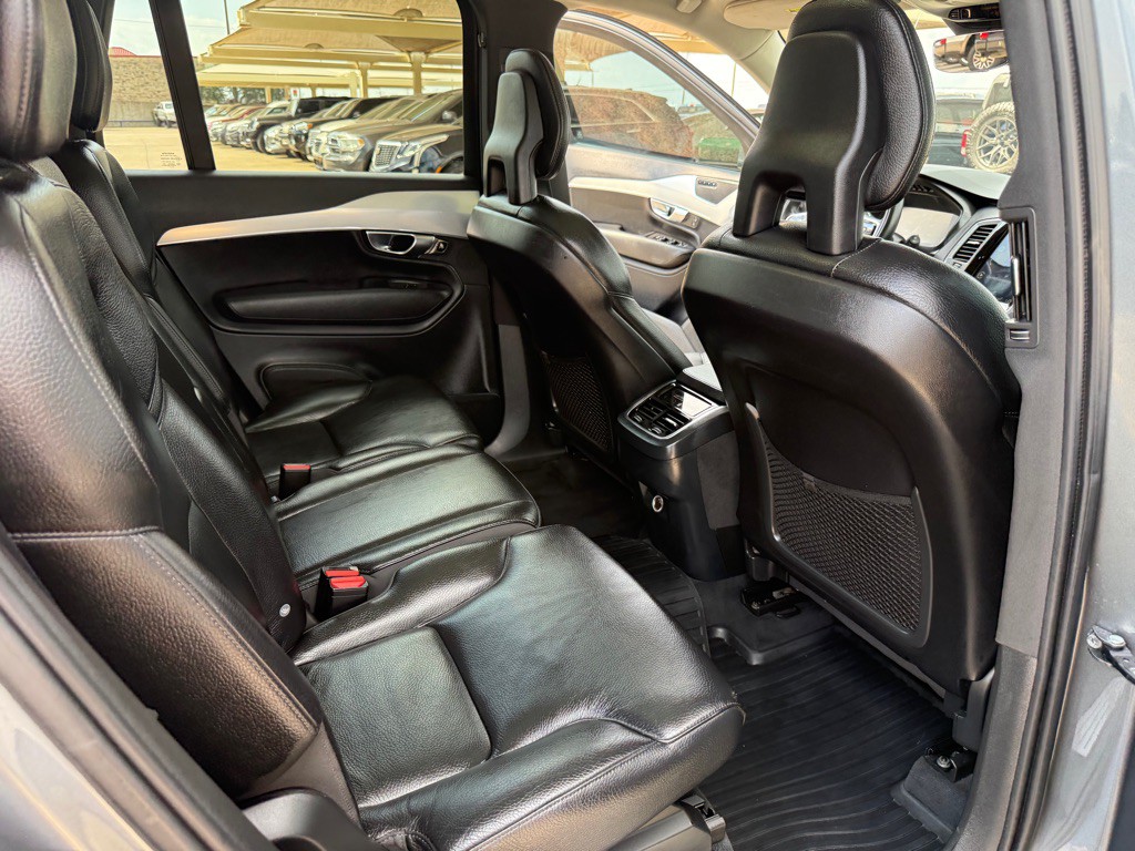 2018 Volvo XC90 Image 17