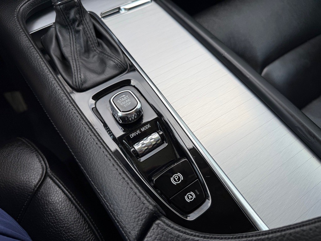 2018 Volvo XC90 Image 31