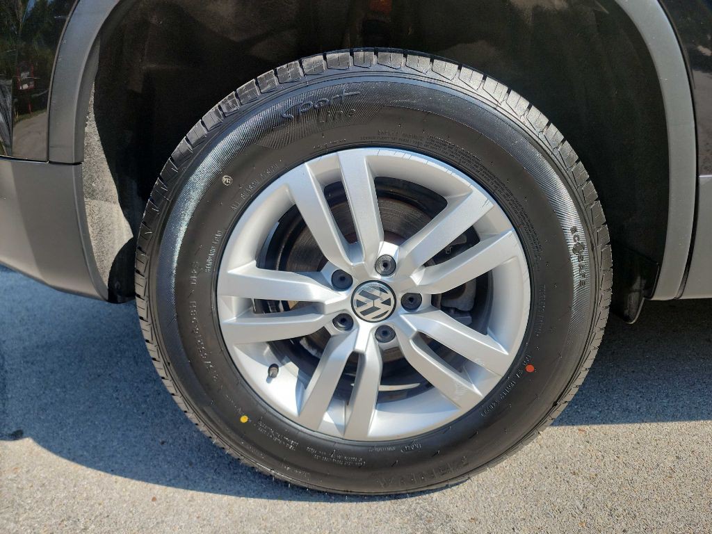 2016 Volkswagen Tiguan Image 10