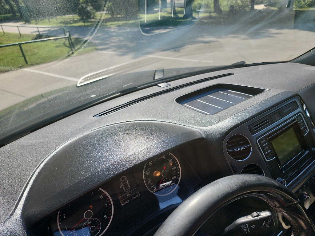 2016 Volkswagen Tiguan Image 19
