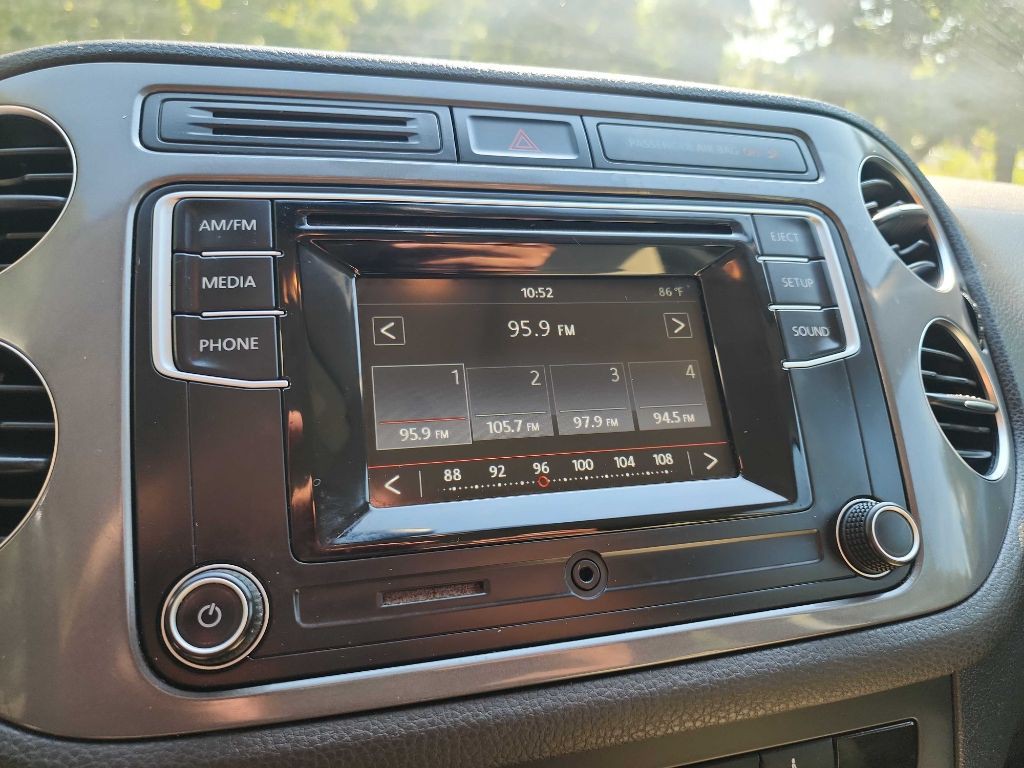 2016 Volkswagen Tiguan Image 21