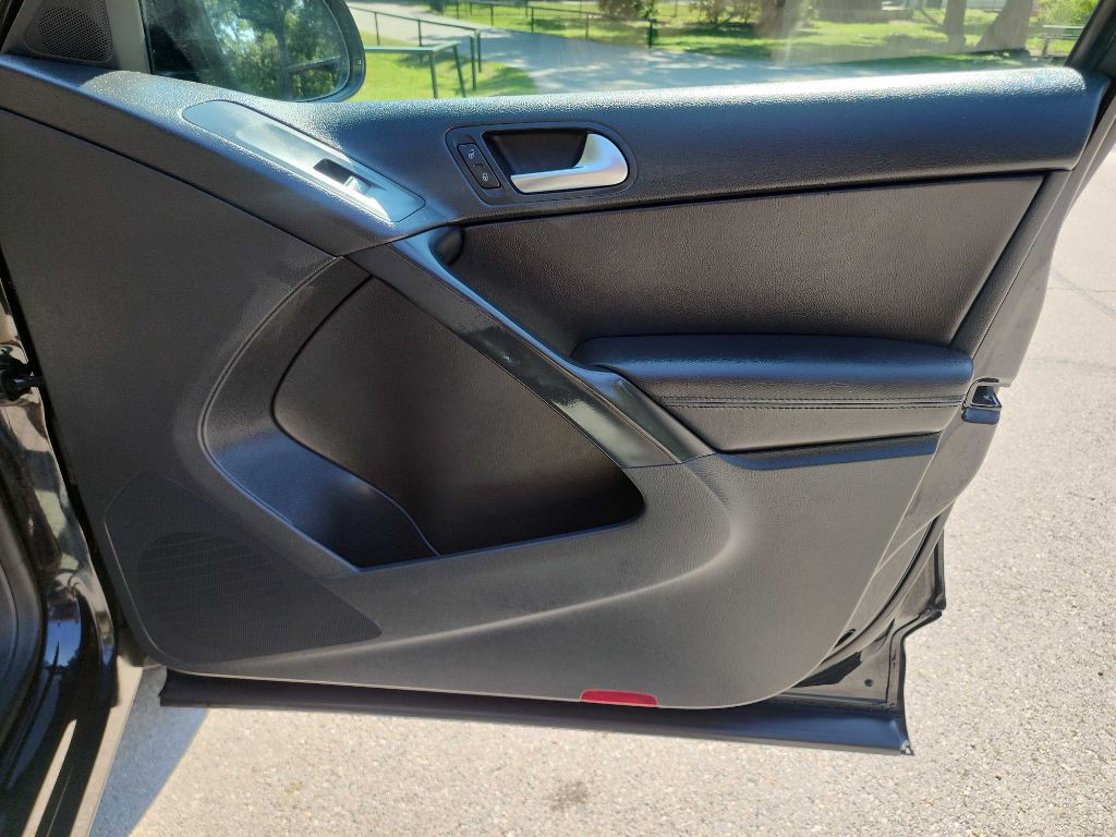 2016 Volkswagen Tiguan Image 33