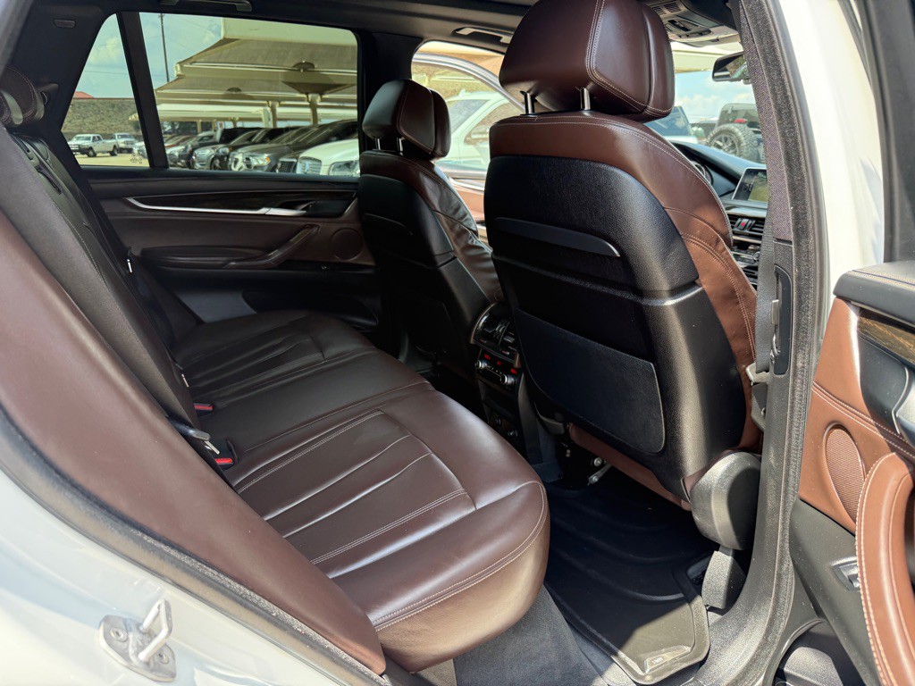 2015 BMW X5 Image 17