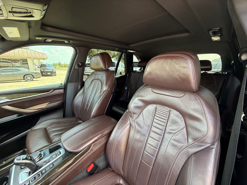 2015 BMW X5 Image 18